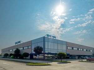 Hexing şi Livoltek deschid la Timişoara un hub regional de servicii tehnice pentru Europa de Est